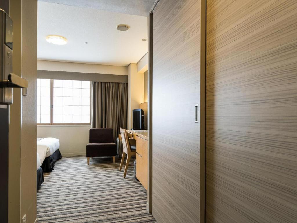 赤坂エクセルホテル東急 4*
